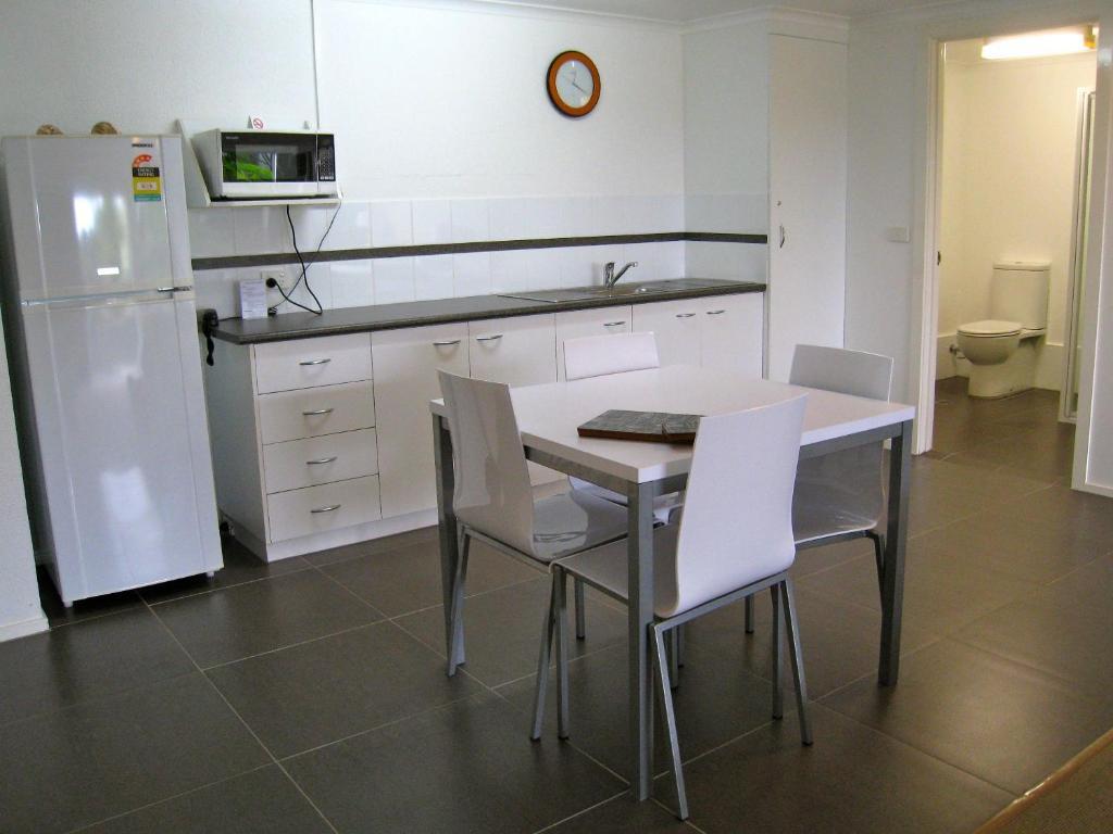 Albacore Apartments Merimbula Room photo